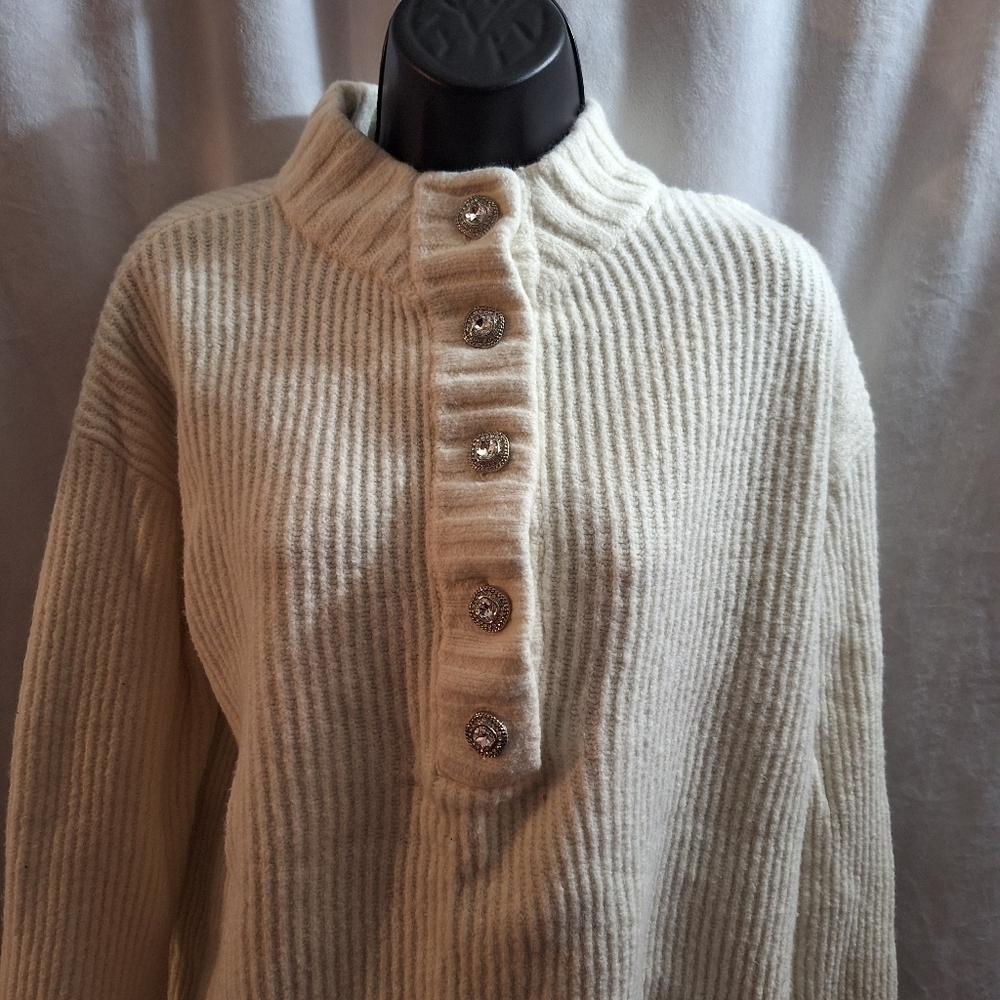 White Ribbed Button-Up Sweater - Picture 2 of 5